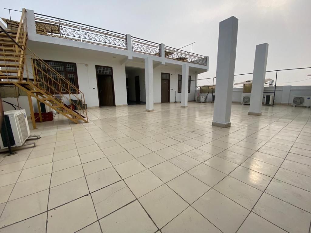 M K Hotel And Restaurant Noida Exterior photo